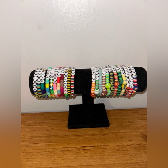 The Hulk (Superheroes) Heishi Bracelet - Picture 8 of 13